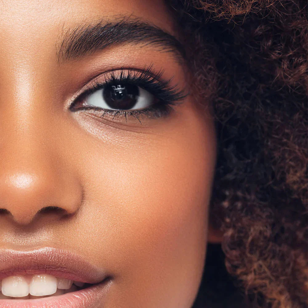 RevitaLash, la petite merveille qui fait pousser tes cils (et ta confiance en toi)