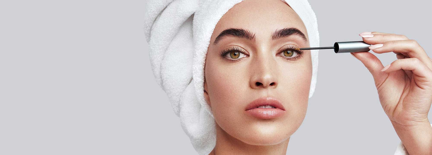Le sérum pour cils Revitalash Advanced